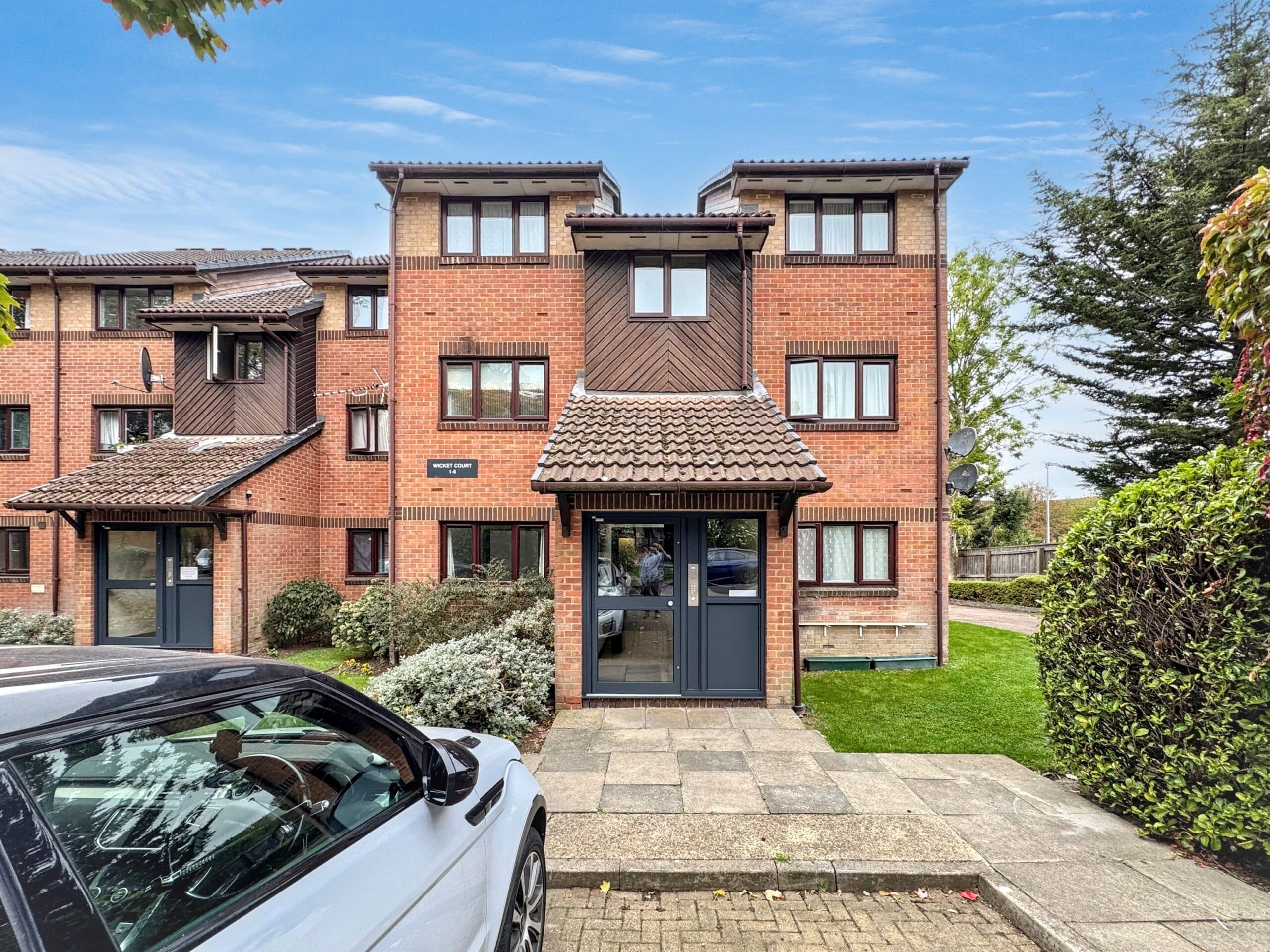Pavilion Way, Edgware, HA8