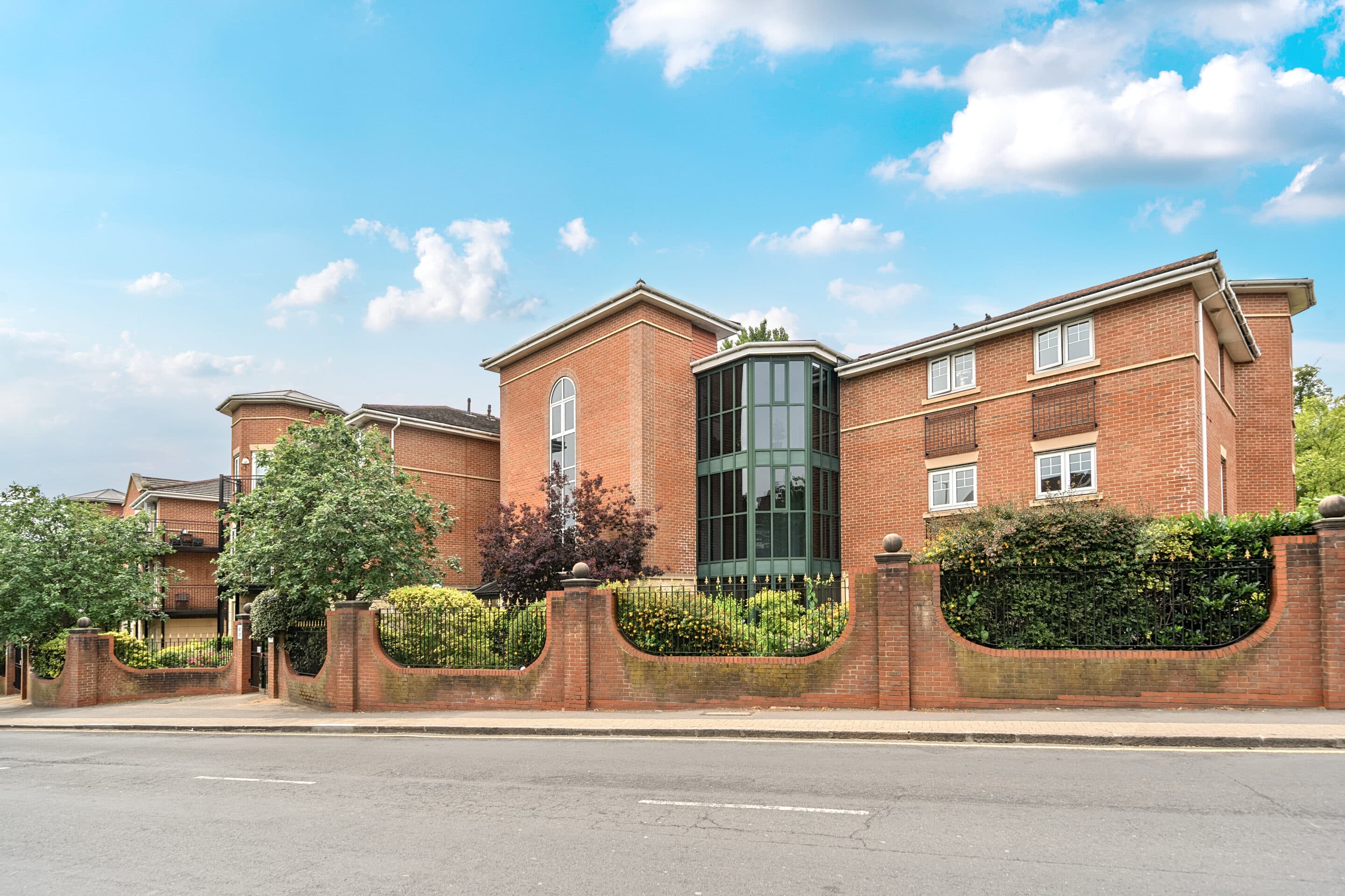 Hale Lane, Abbey Court, HA8