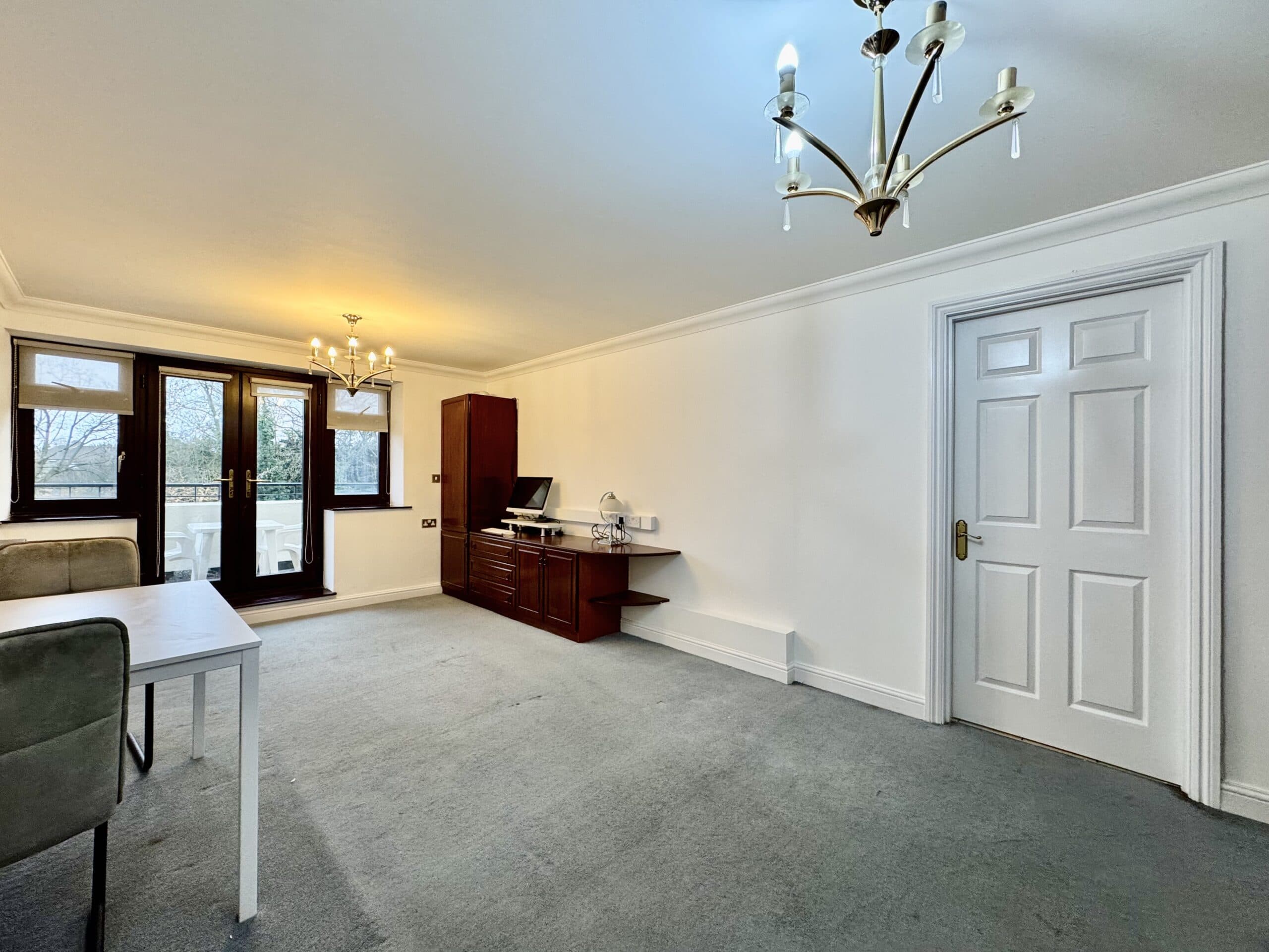Edgware Way, Eaton Court, HA8