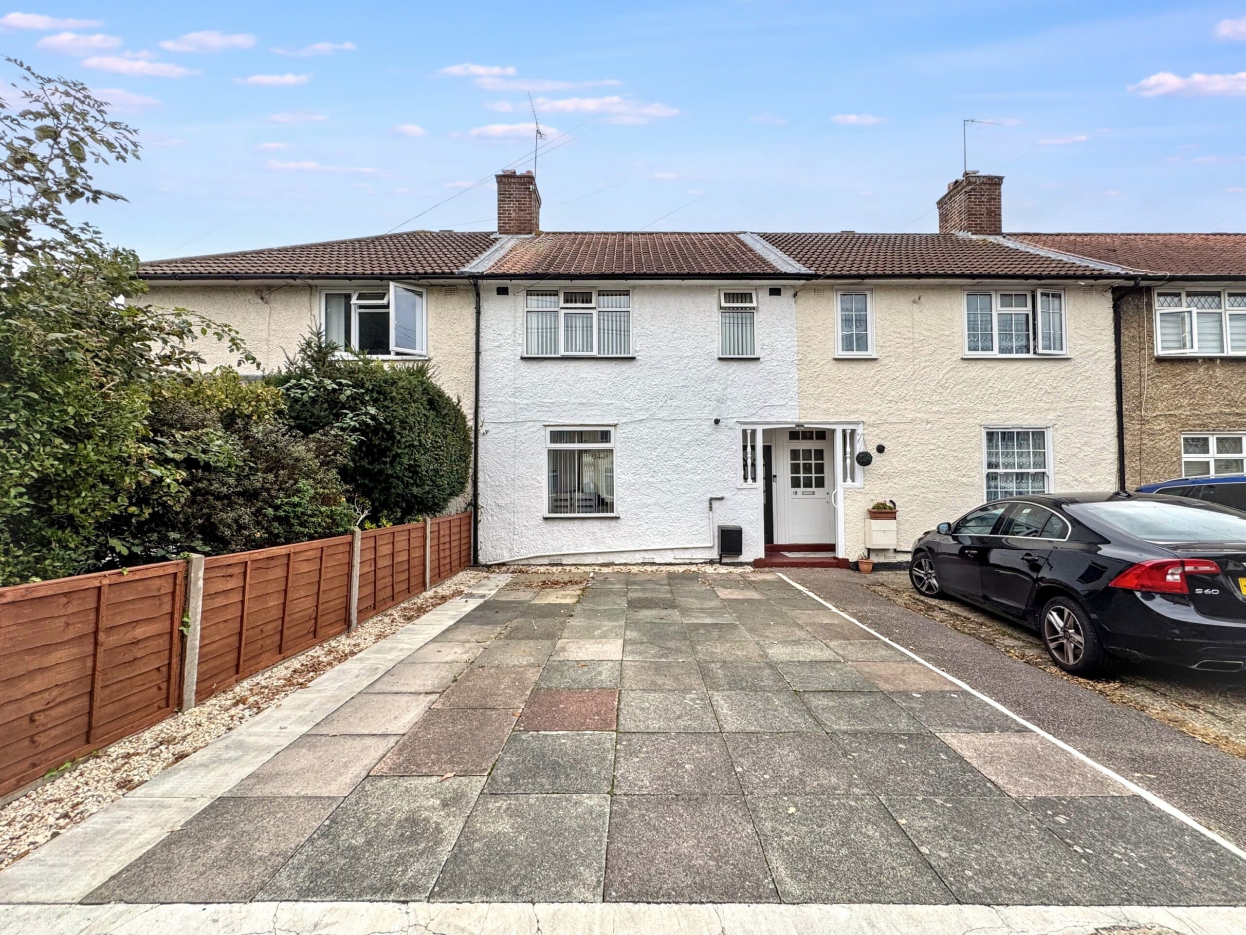 Milling Road, Edgware, HA8