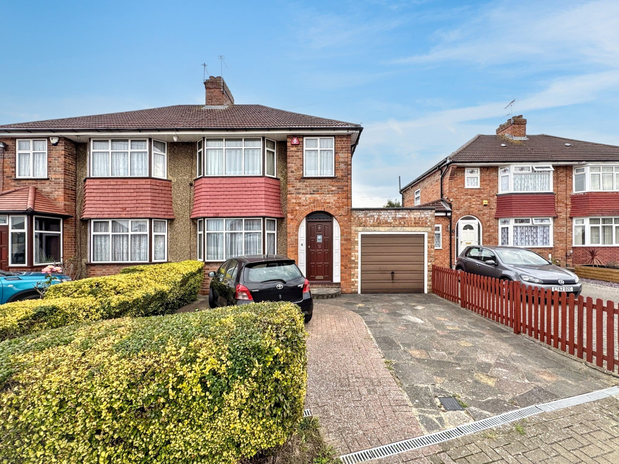 Greencourt Avenue, Edgware, HA8