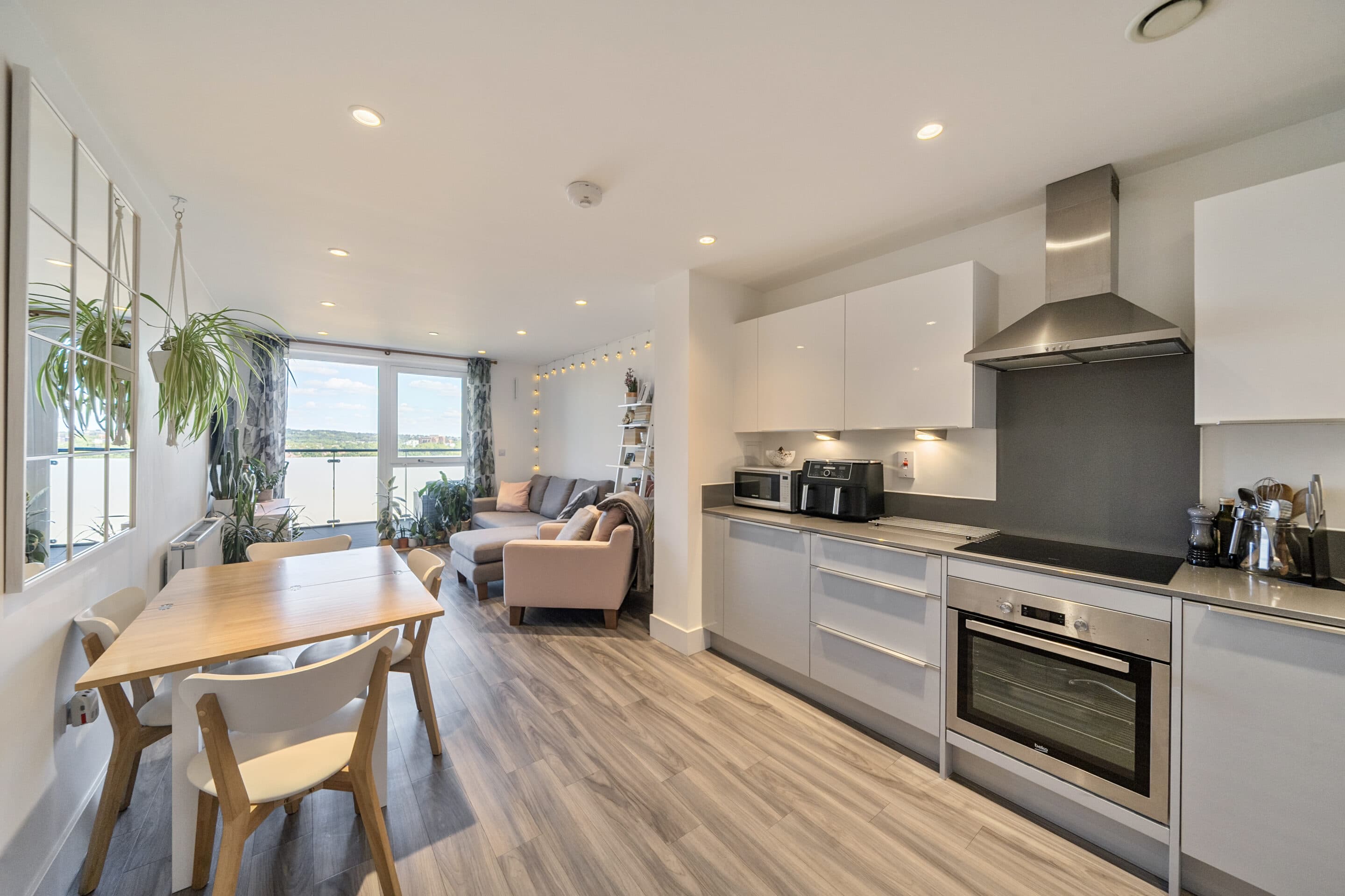 Burnt Oak Broadway, Callier House 3B Burnt Oak Broadway, HA8