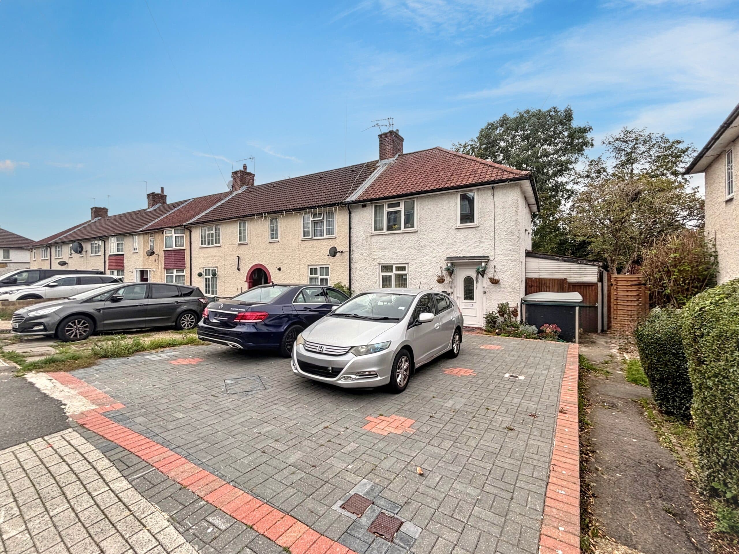 Littlefield Road, Edgware, HA8