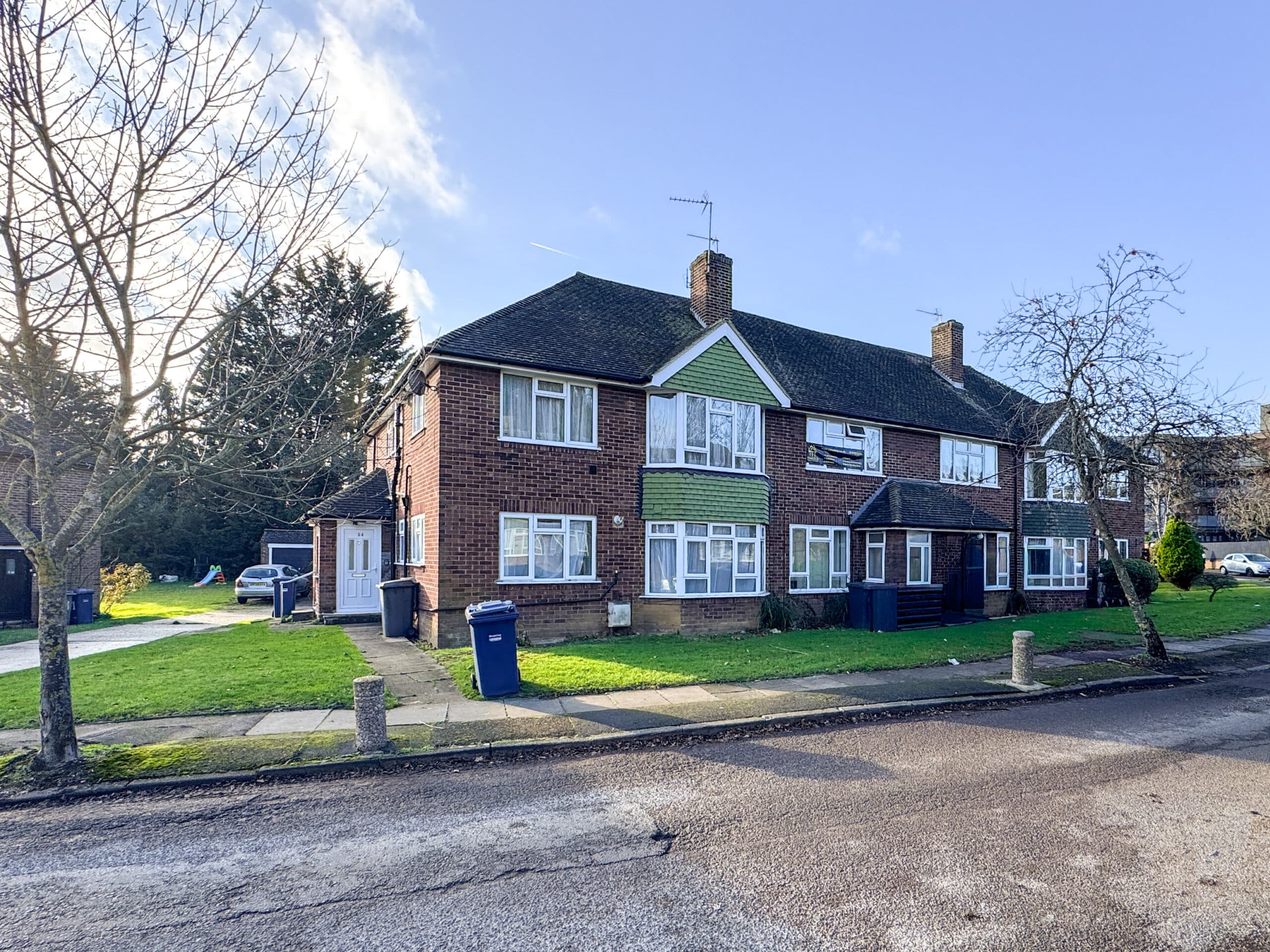 Sterling Avenue, Edgware, HA8