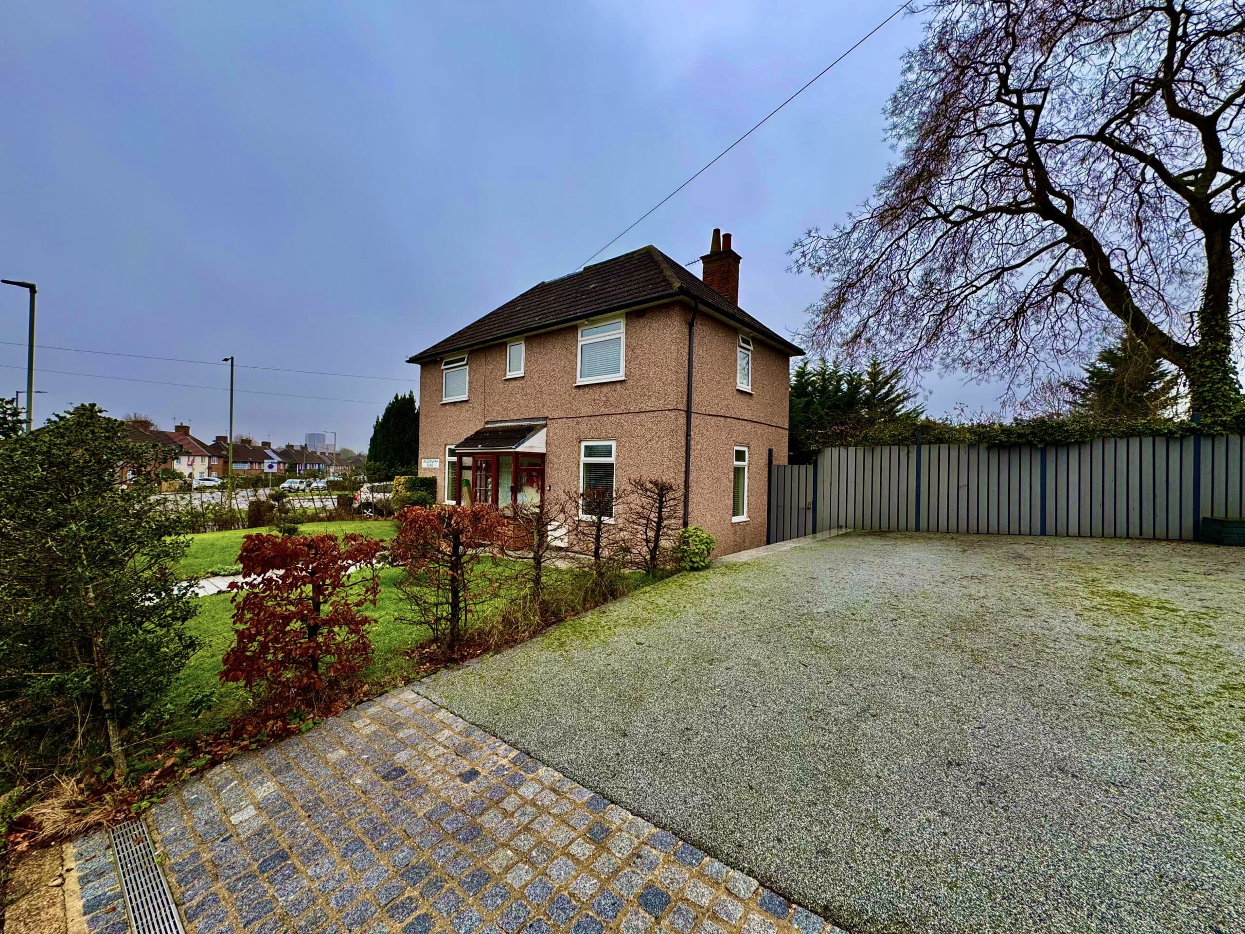 Cressingham Road, Edgware, HA8