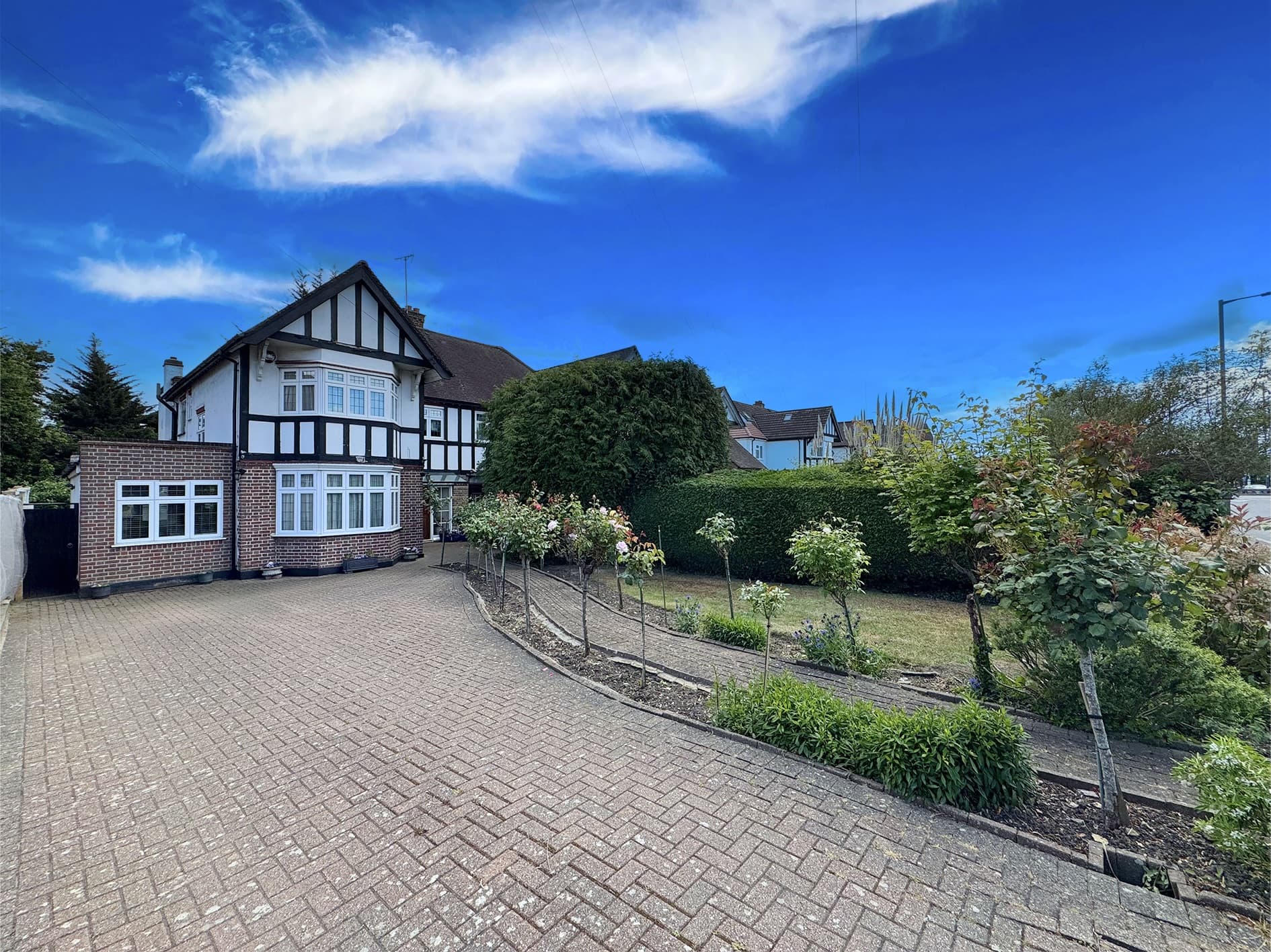 Marsh Lane, London, NW7