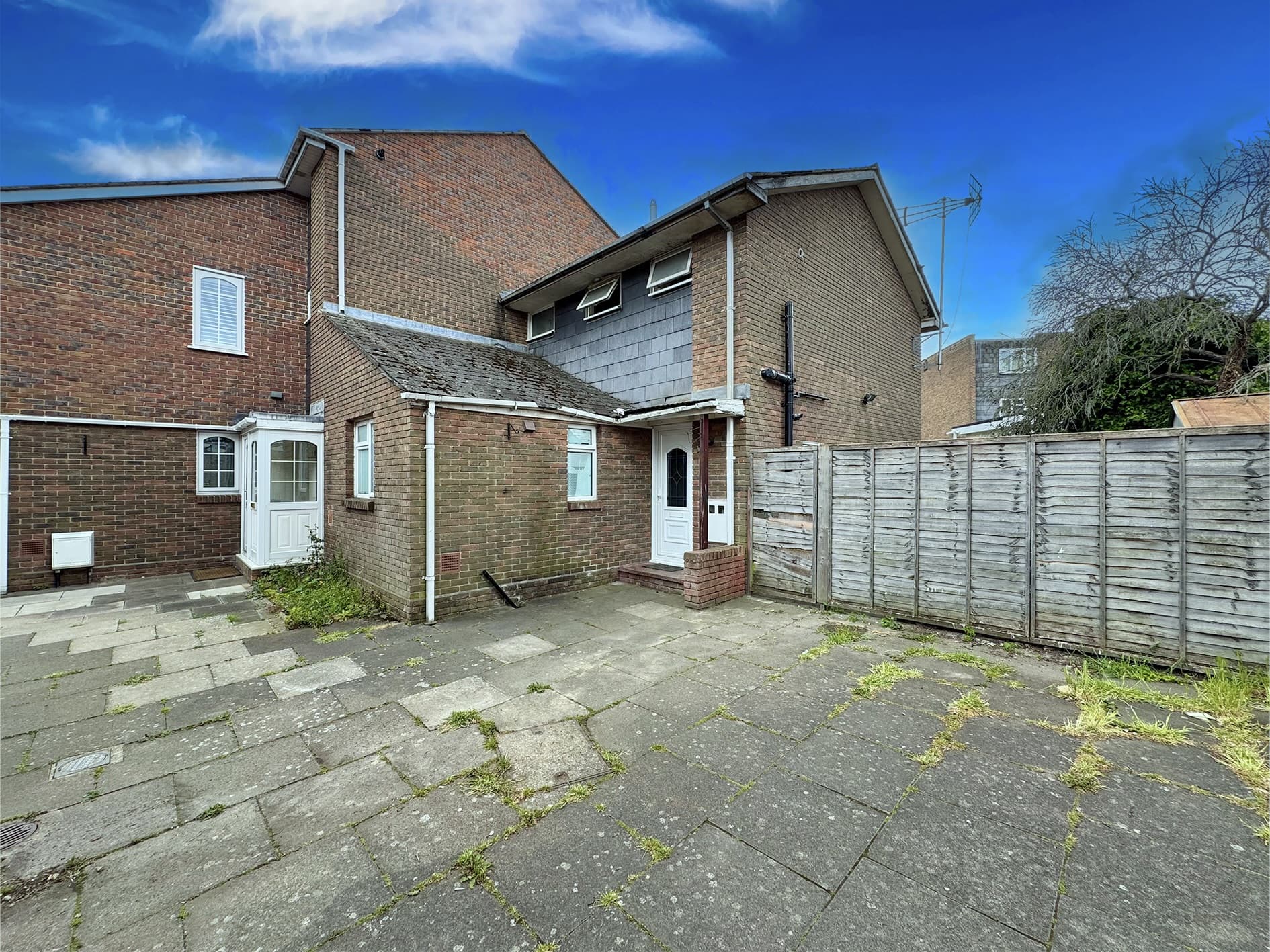 Applewood Close, London, NW2