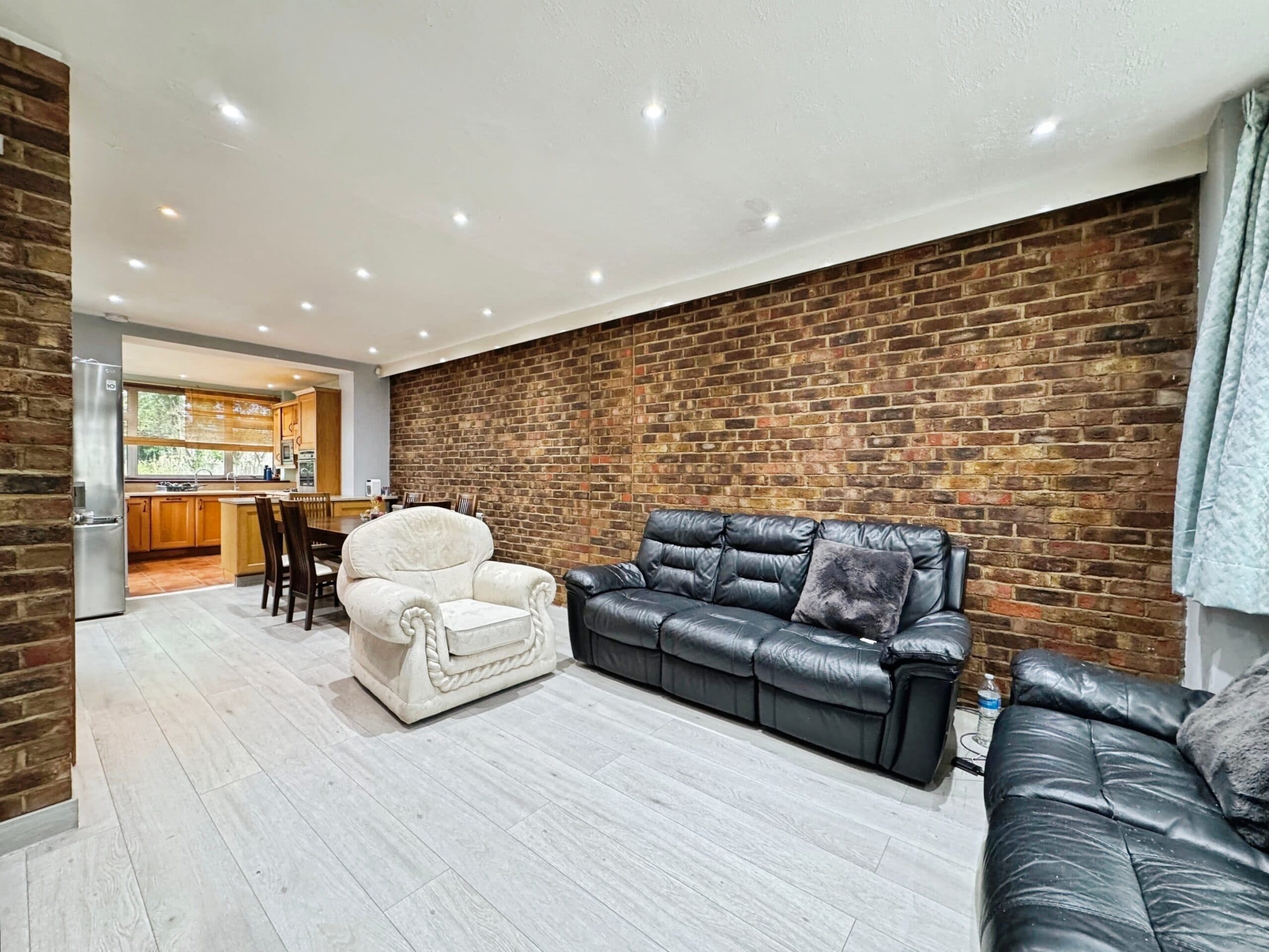 Methuen Road, Edgware, HA8