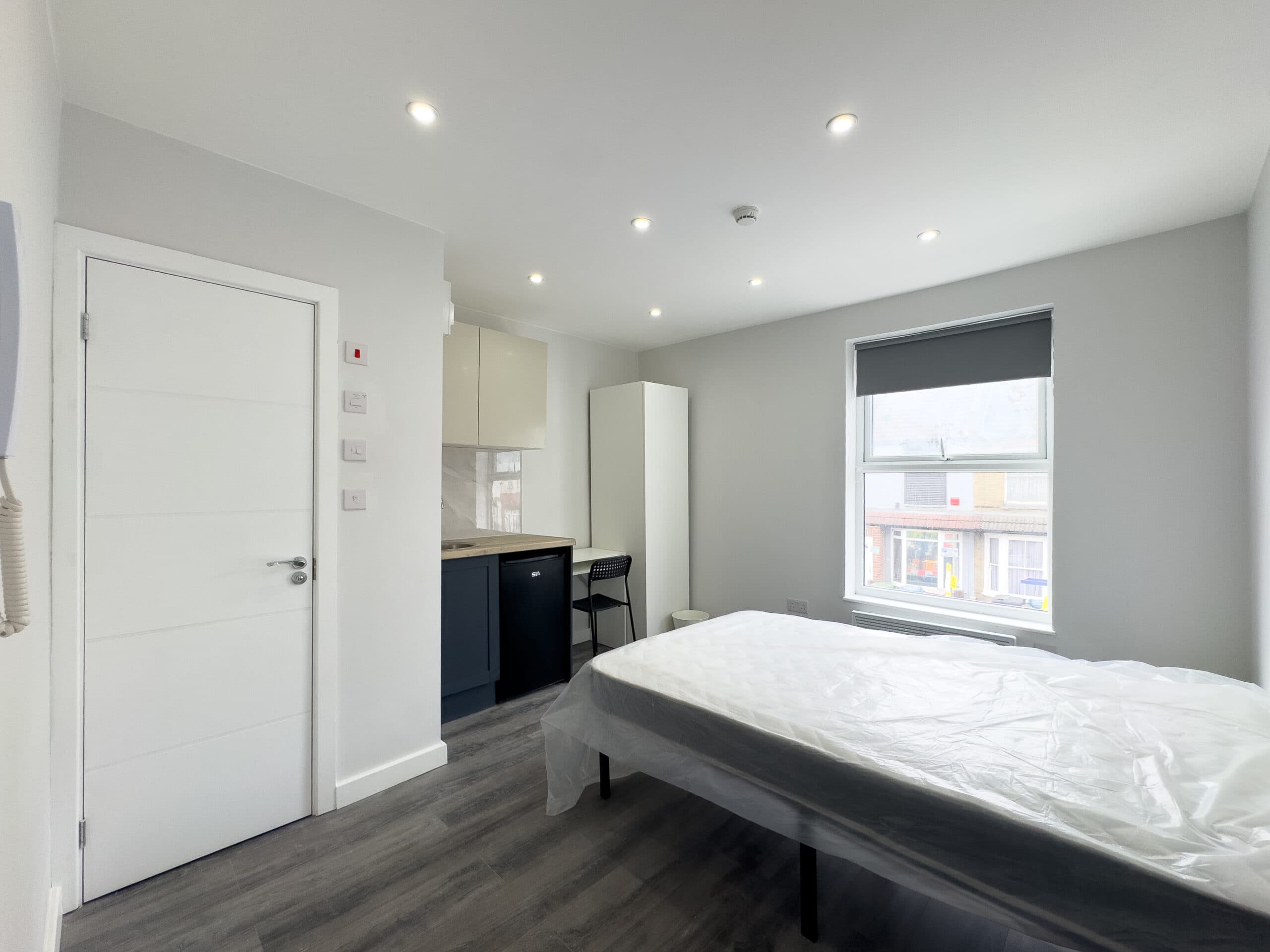 Mead Road, Edgware, HA8