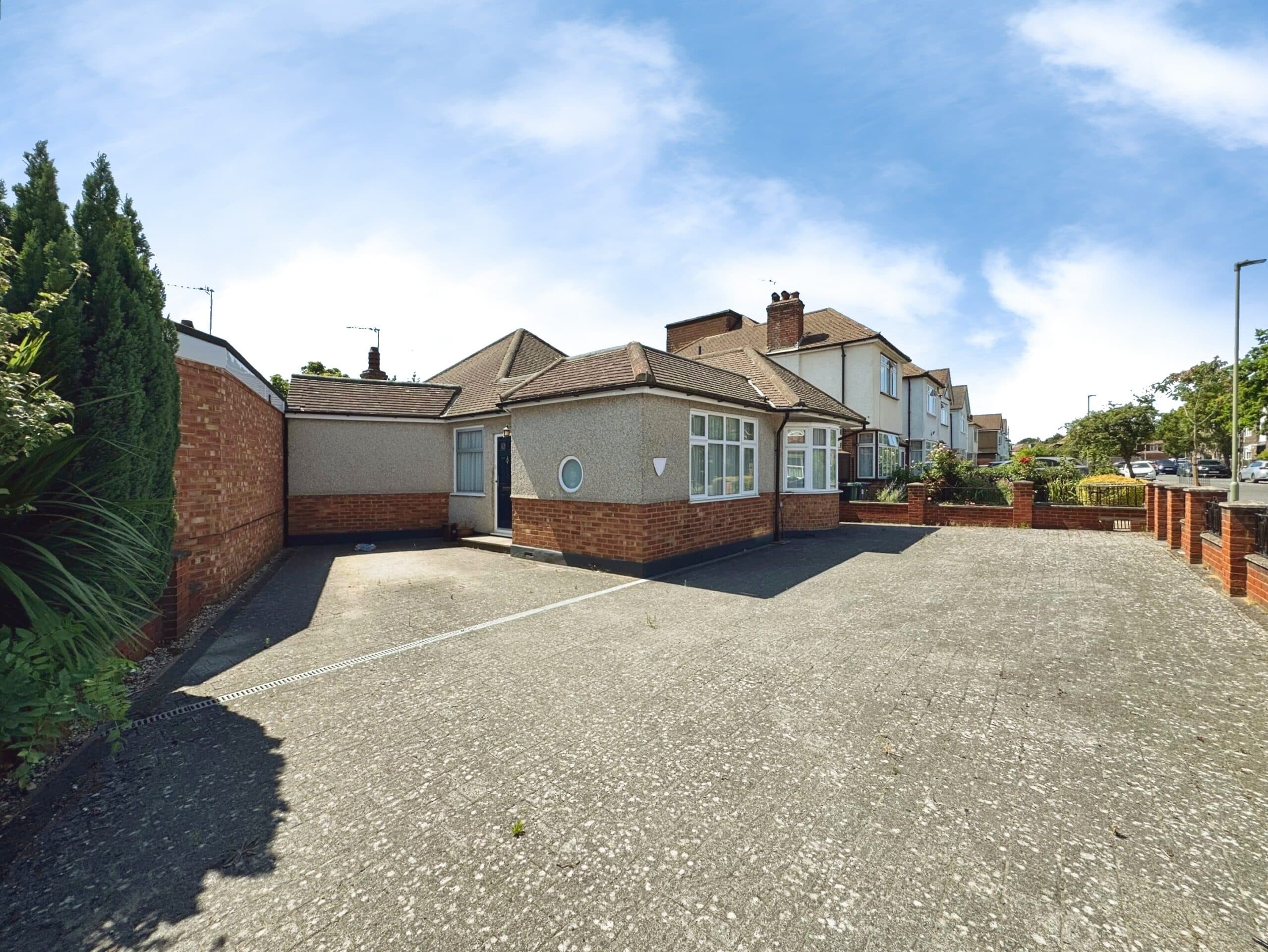 Glengall Road, Edgware, HA8
