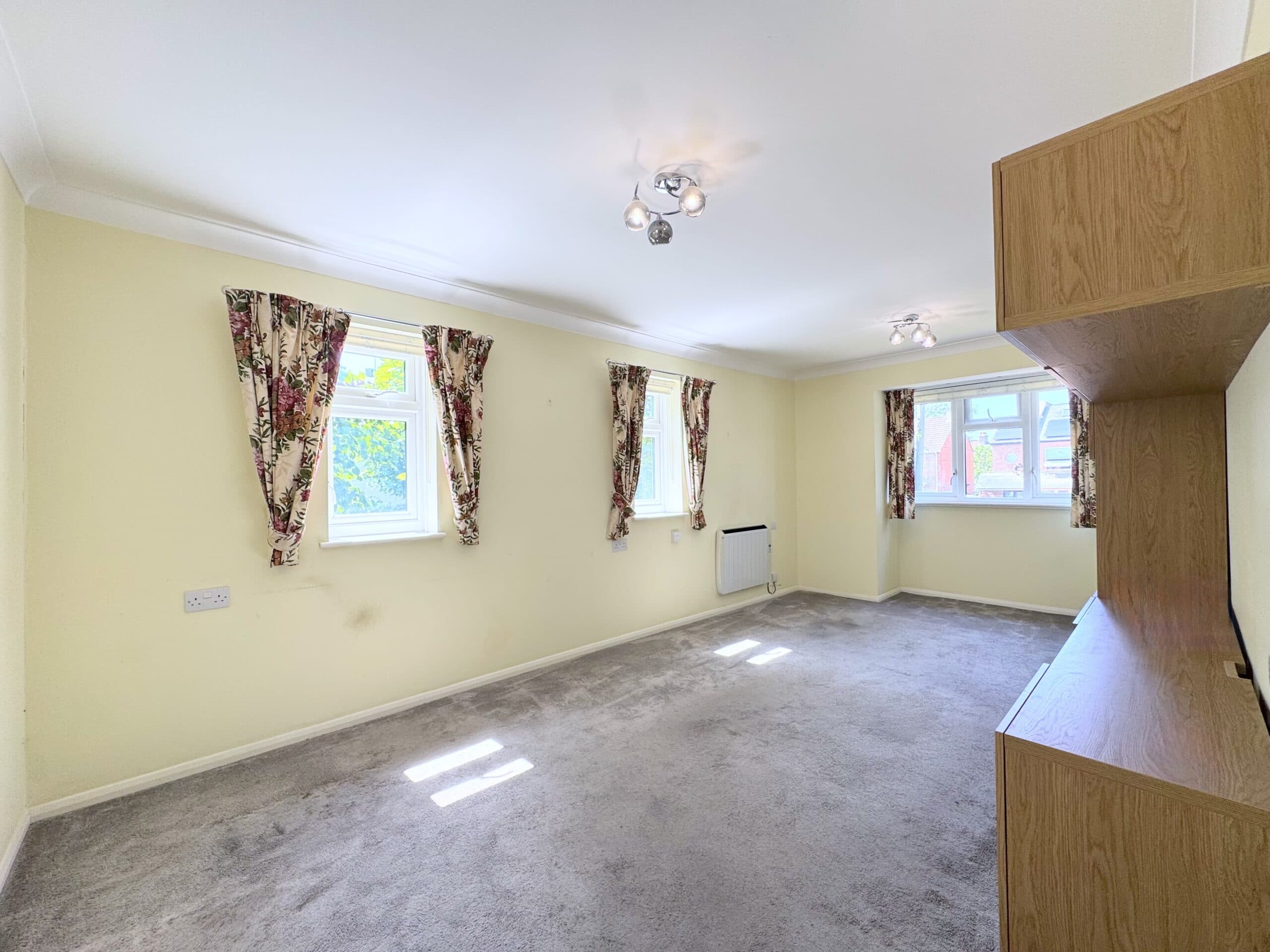 Furzehill Road, Fairbanks Lodge Furzehill Road, WD6