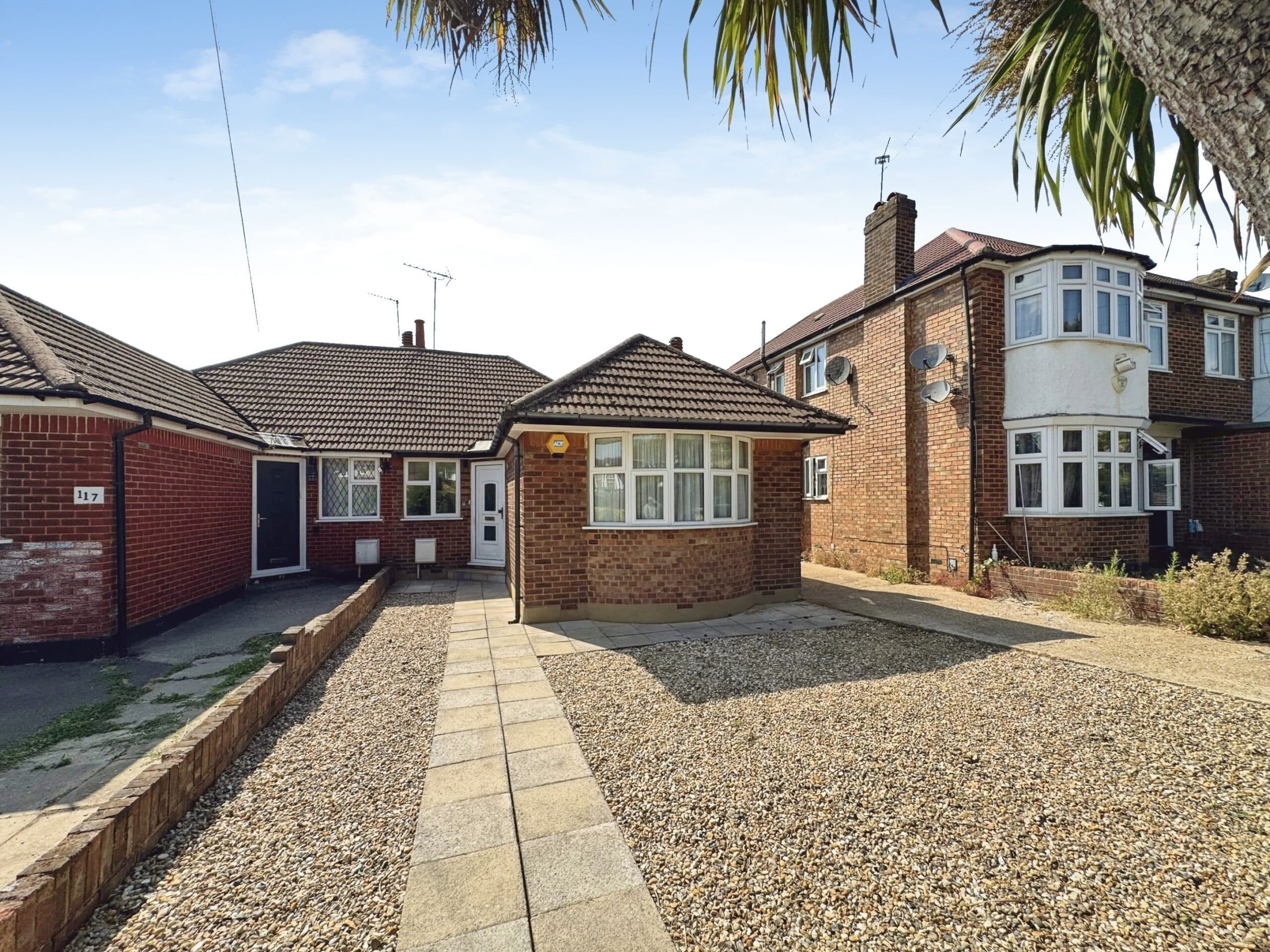 Kenilworth Road, Edgware, HA8