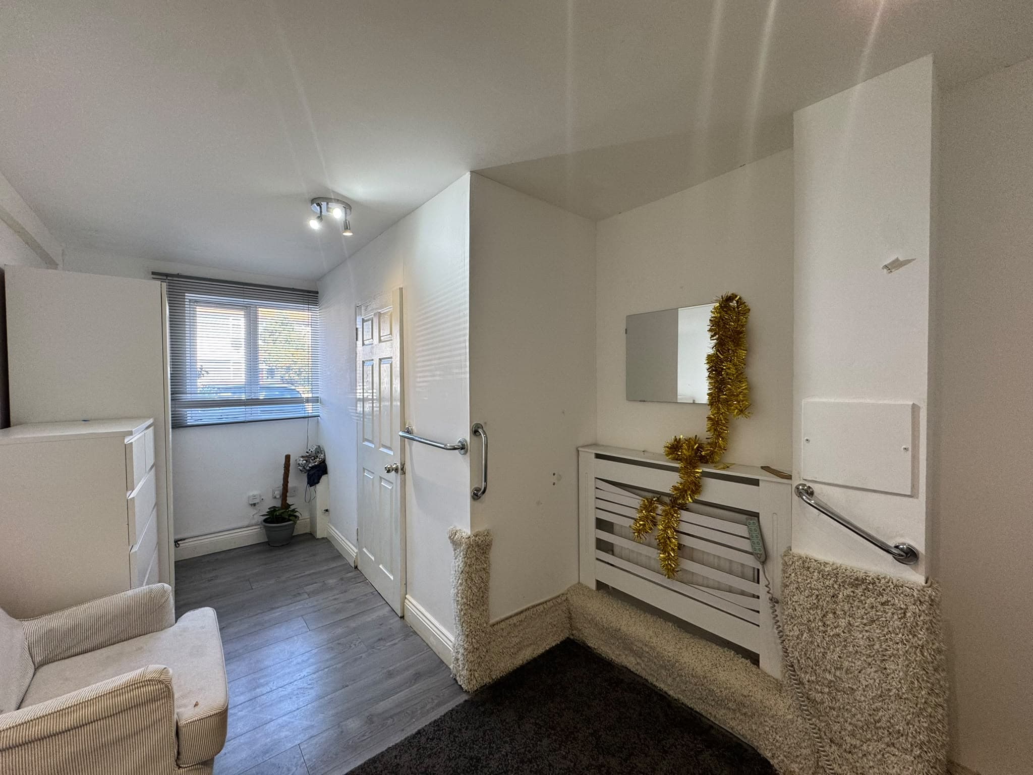 De Havilland Road, Edgware, HA8