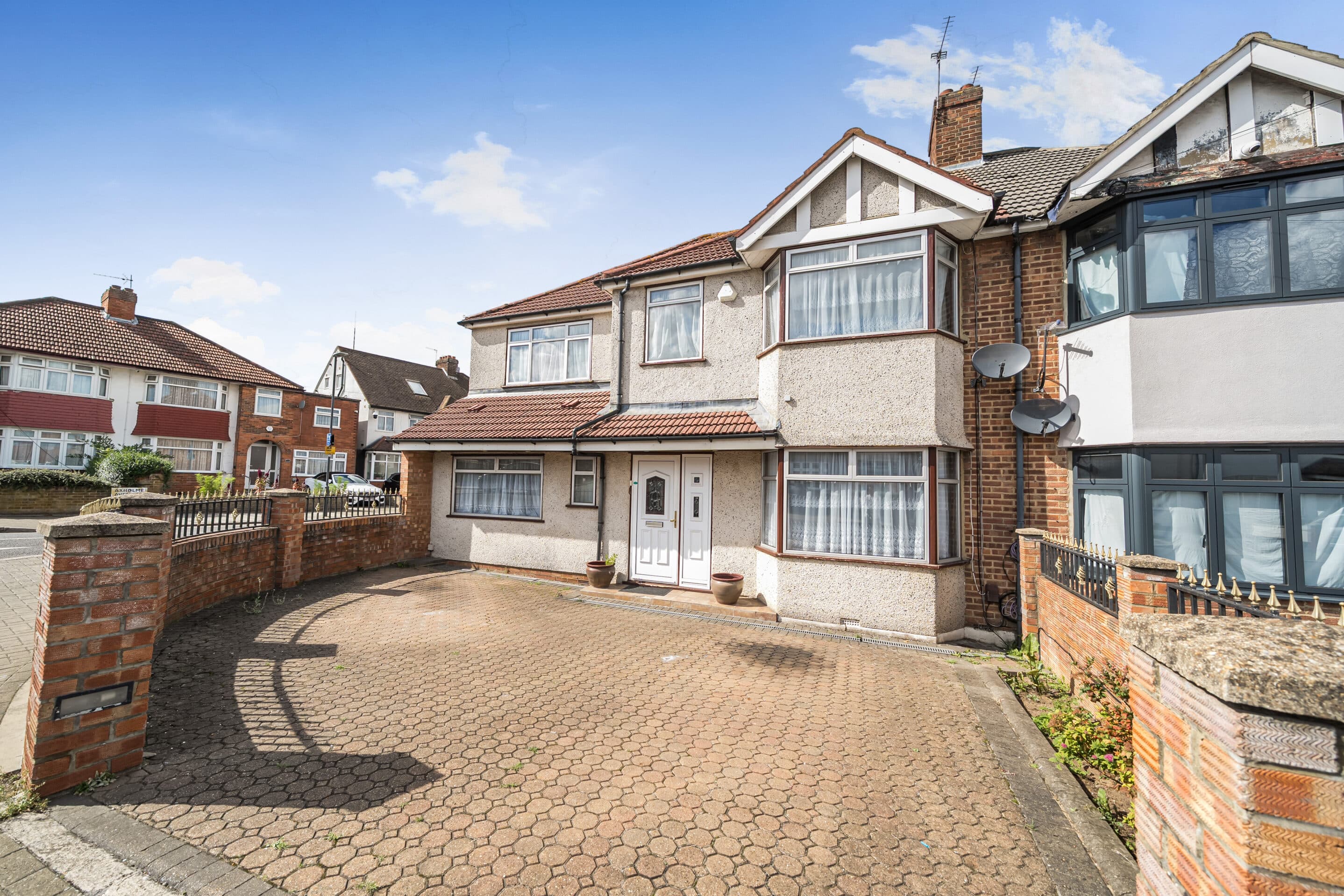 Greencourt Avenue, Edgware, HA8