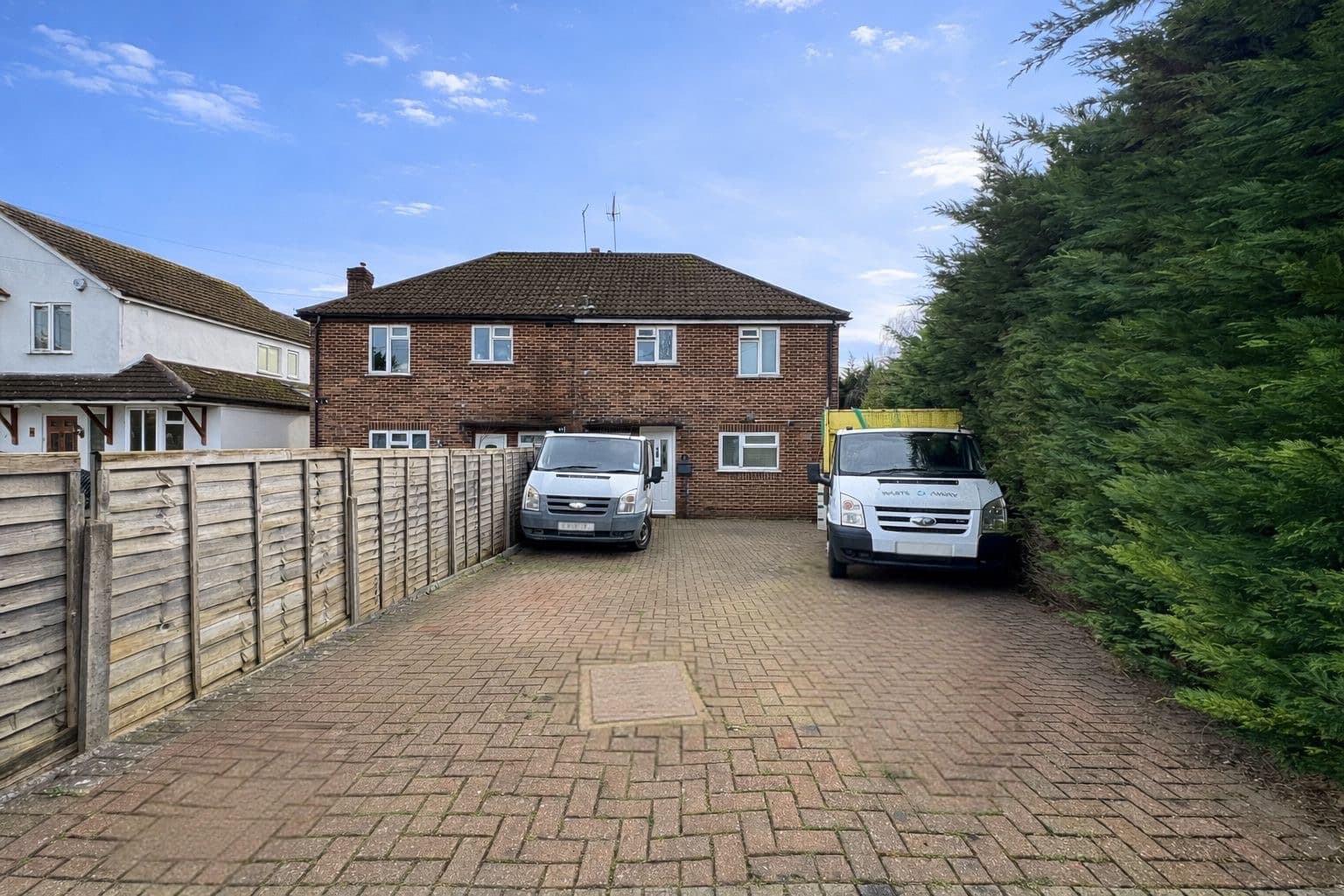 Golf Close, Bushey, WD23