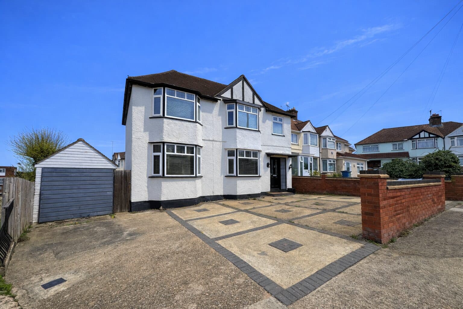 Albany Crescent, Edgware, HA8