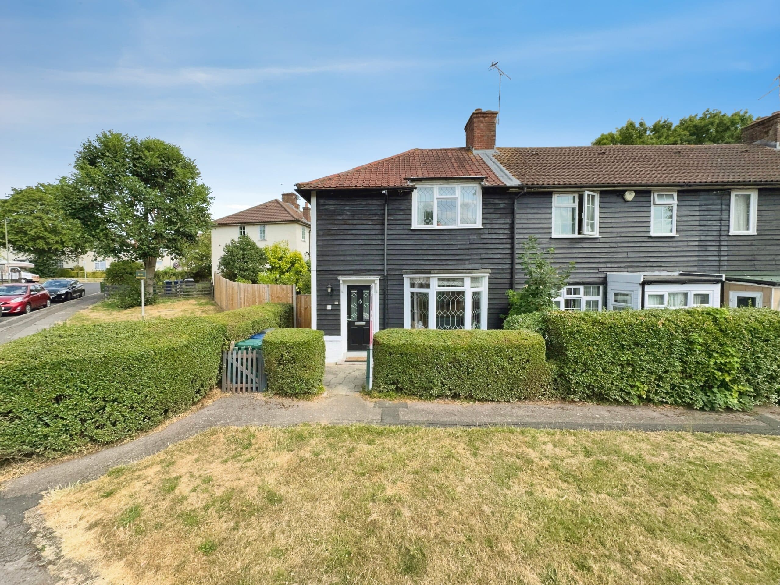 Blessbury Road, Edgware, HA8