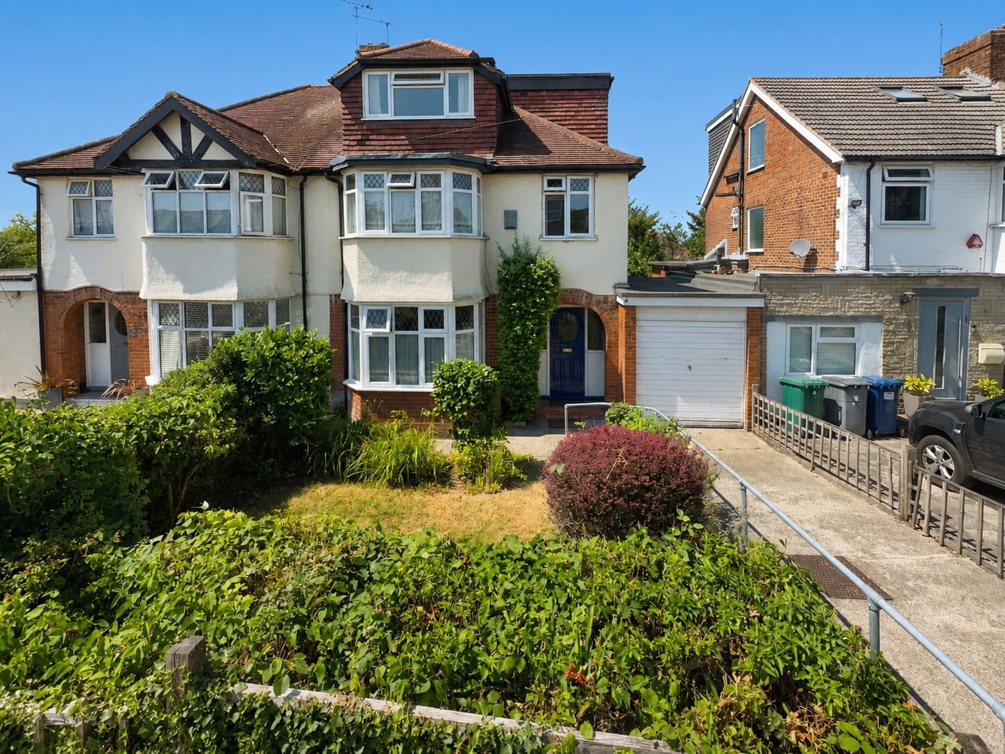 Northolm, Edgware, HA8